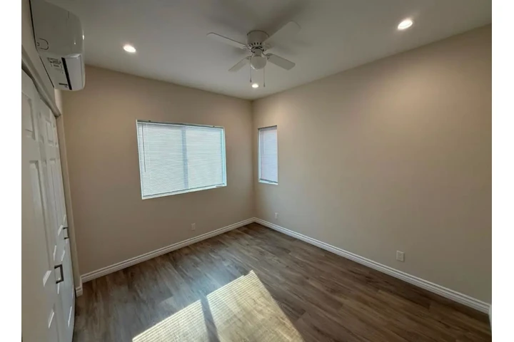 $1200 : Rento apartamento 1 habitación image 7