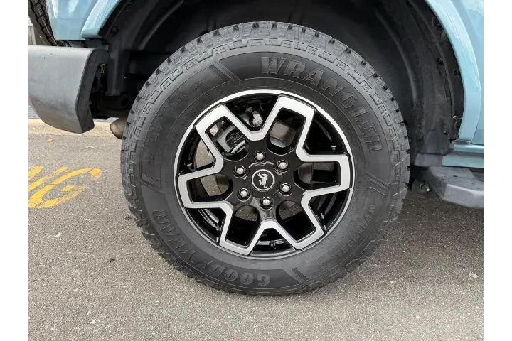 $39700 : Ford Bronco 2022 4x4 Base Ad image 8