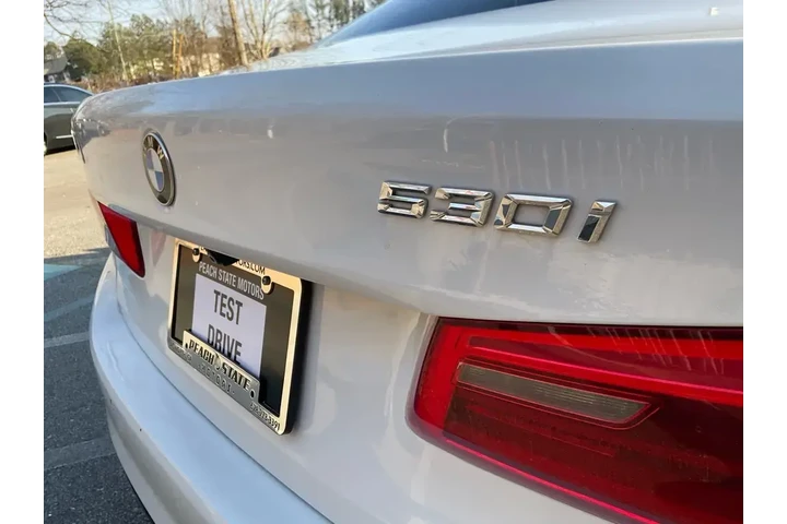 $15985 : BMW 5 Series 2017 530i 4dr S image 9