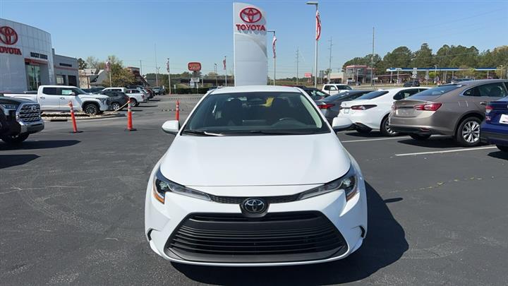 $20190 : PRE-OWNED 2023 TOYOTA COROLLA image 2
