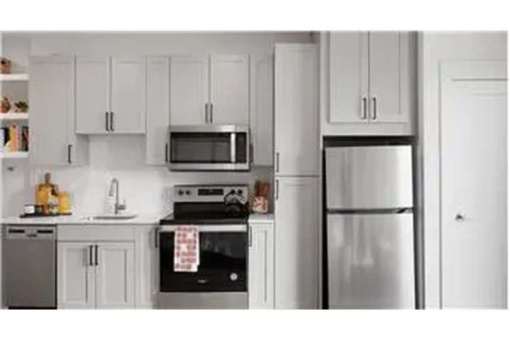 $1982 : Rental property with 1 bedro image 10