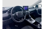 $25888 : Toyota RAV4 2024 LE 4dr SUV thumbnail