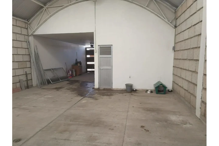 $18000 : Rento Bodega con Oficinas image 5