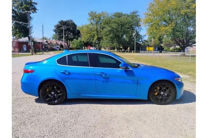 $16995 : 2019 Alfa Romeo Giulia image 9