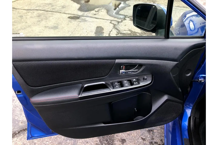 $18990 : 2018 WRX 4-Door image 9