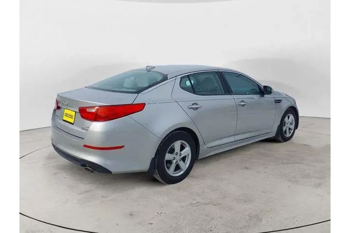 $8961 : Kia Optima 2015 LX 4dr Sedan image 5