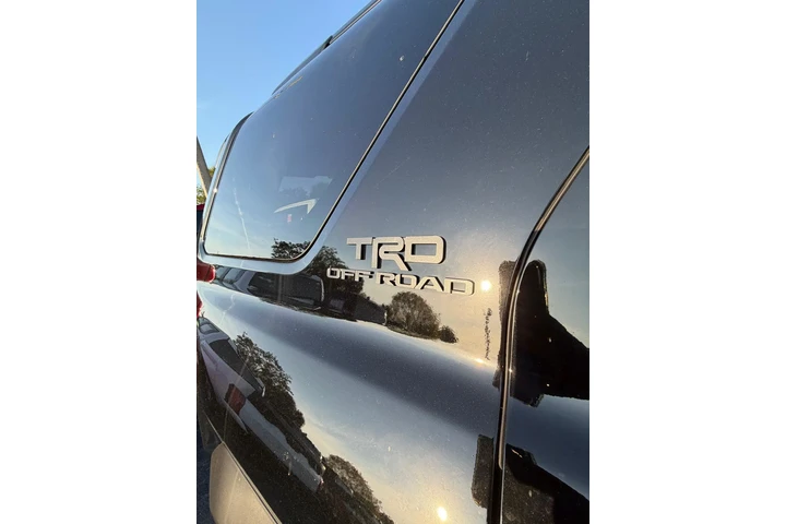 $53999 : 4RUNNER HYBRID TRD OFF ROAD PR image 8