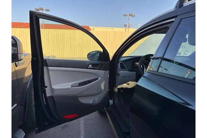 $14258 : Hyundai TUCSON 2017 Eco 4dr image 7