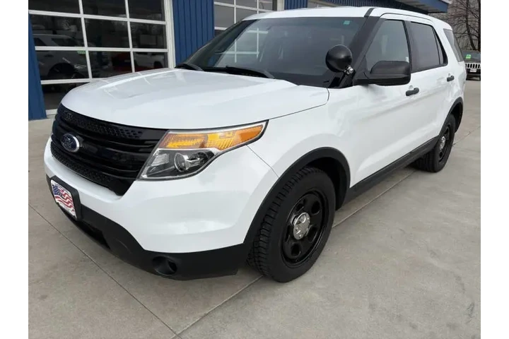 $8990 : 2013 Explorer Police Intercep image 3