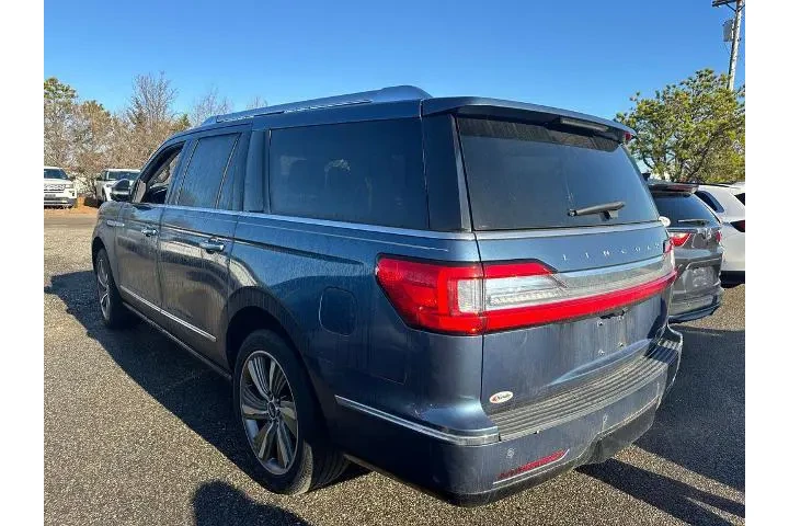 $31748 : Lincoln Navigator L 2018 4x4 image 3