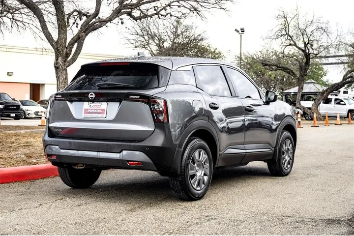 $20999 : Nissan Kicks 2025 S 4dr Cros image 5