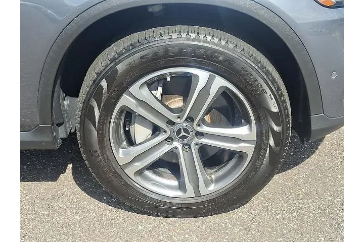 $33649 : Mercedes-Benz GLC 2022 AWD G image 8