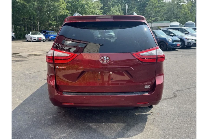 $20885 : 2016 Sienna XLE image 6