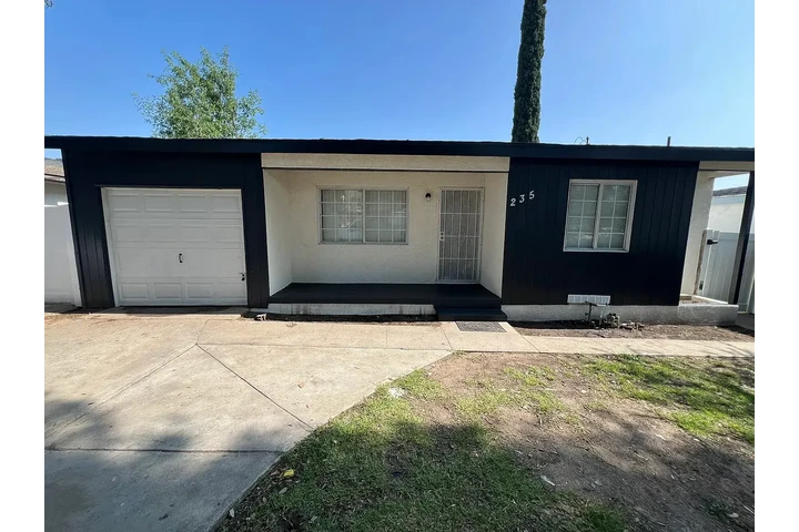$800 : Beautiful Home..San Bernardino image 1