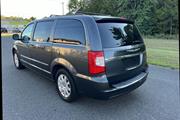 $8700 : 2015 CHRYSLER TOWN & COUNTRY2 thumbnail