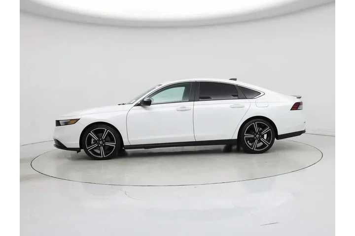 $27998 : Honda Accord Hybrid 2023 Spo image 3