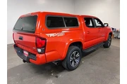 $33970 : Toyota Tacoma 2018 4x4 TRD S thumbnail