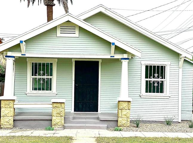 $2500 : 4621 S Raymond Ave, Los Angele image 1