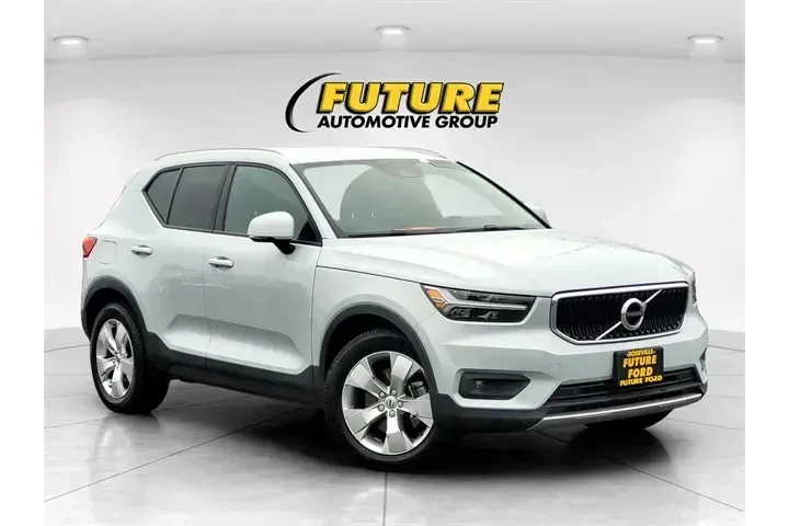 $18888 : Volvo XC40 2021 AWD T5 Momen image 1