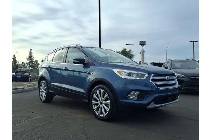 $15156 : Ford Escape 2018 AWD Titaniu image 8