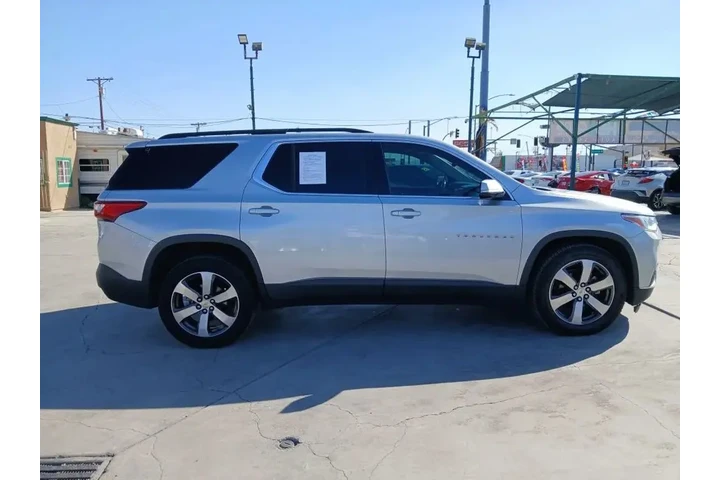 $20495 : 2020 CHEVROLET TRAVERSE image 5