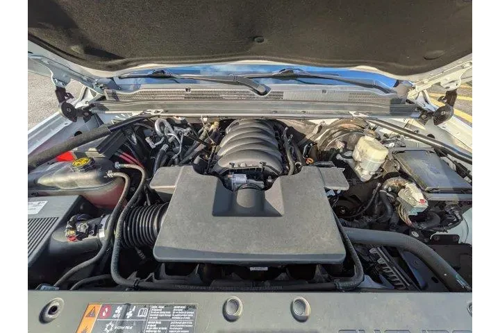 $28995 : Chevrolet Suburban 2020 4x4 image 10