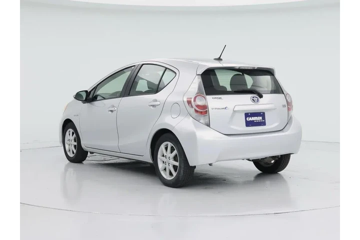 $14599 : Toyota Prius c 2014 Three 4d image 2