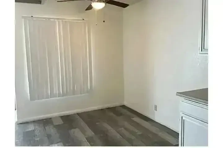 FALLBROOK APARTAMENTO image 4