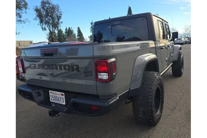 $35600 : Jeep Gladiator 2023 4x4 Spor image 2