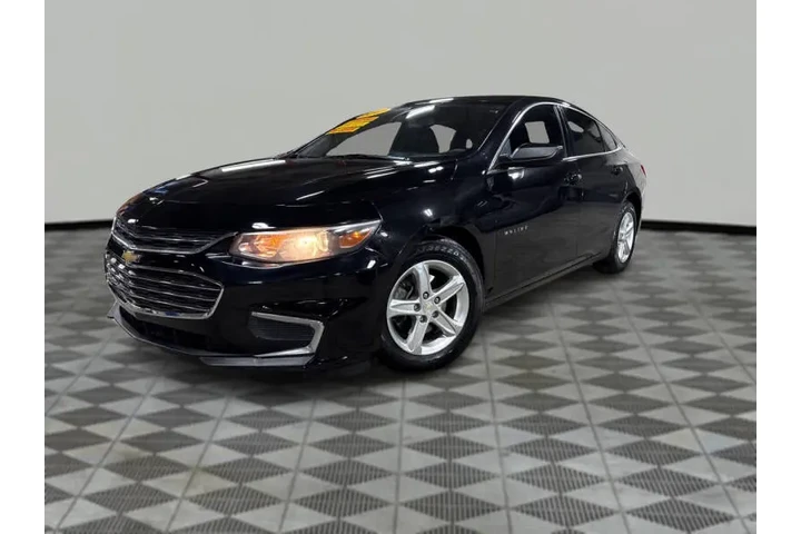 $8999 : 2017 Malibu LS Fleet image 10