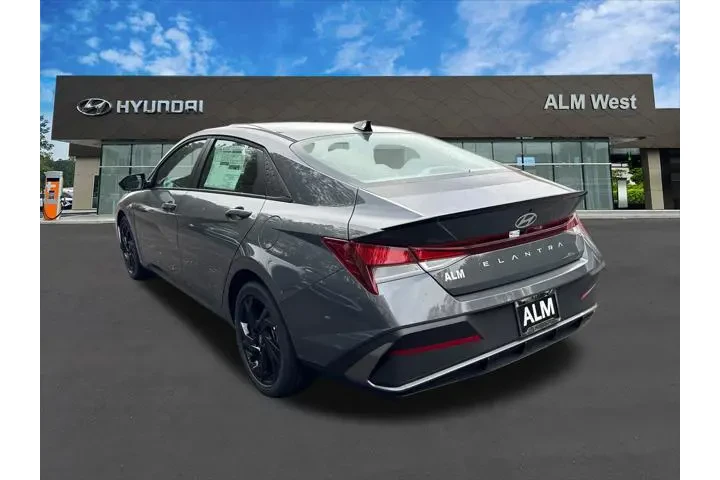 $23023 : Hyundai ELANTRA 2026 SEL Spo image 7