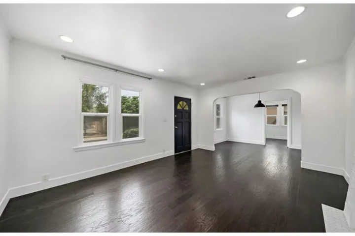 $2500 : 3 bedroom house in Los Angeles image 2