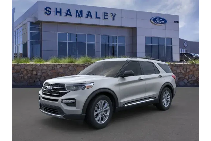 $33757 : Ford Explorer 2024 XLT 4dr S image 1