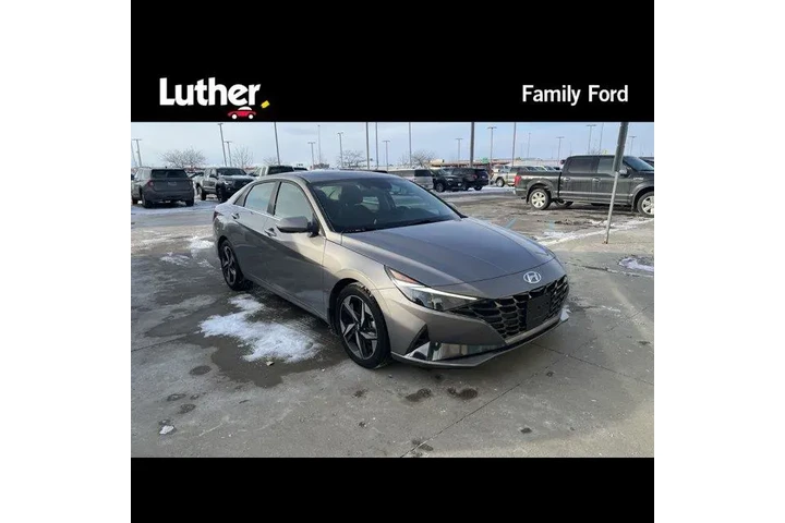 $20599 : Hyundai ELANTRA 2022 SEL 4dr image 1