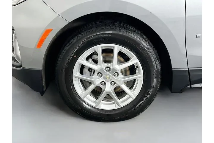 $26975 : Chevrolet Equinox 2024 LT 4d image 10