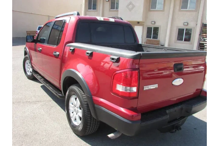 $9995 : 2007 Explorer Sport Trac XLT image 8