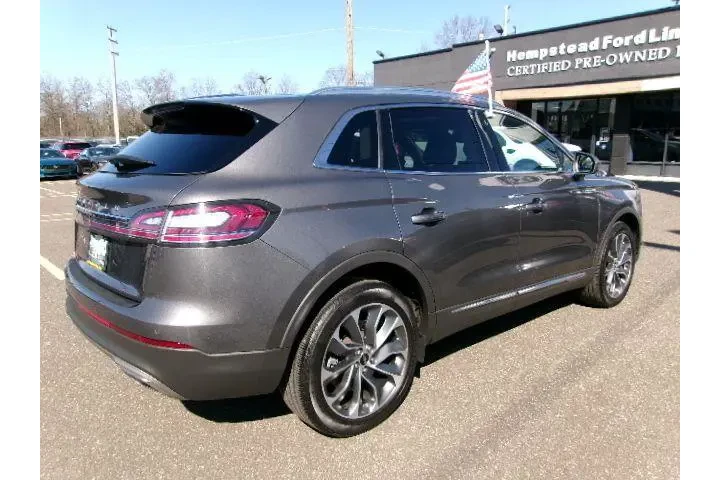 $37882 : Lincoln Nautilus 2023 AWD Re image 6