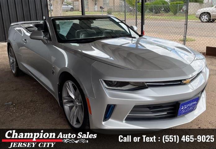 Used 2017 Camaro 2dr Conv 2LT image 4