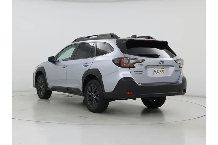 $28998 : Subaru Outback 2024 AWD Onyx image 2