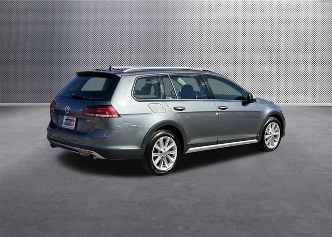 $22317 : 2019 Golf Alltrack TSI S image 7