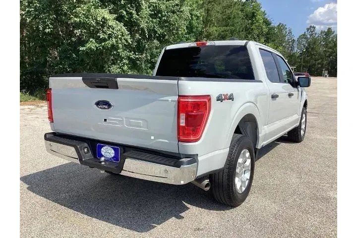 $39943 : Ford F-150 2023 4x4 XLT 4dr image 5