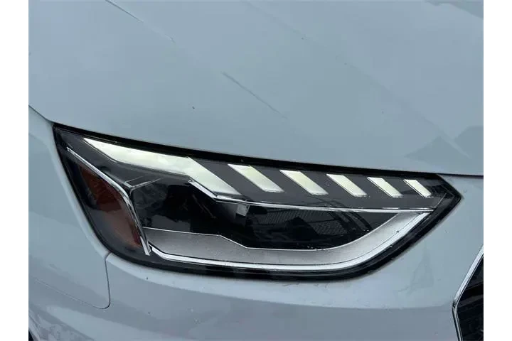 $24504 : Audi A4 2024 AWD quattro S l image 7