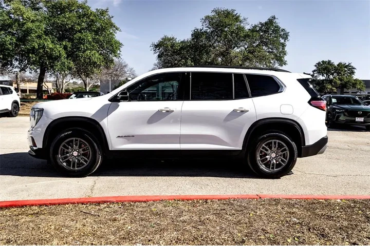 $33555 : GMC Acadia 2025 Elevation 4d image 8