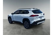 $32938 : Toyota Corolla Cross 2026 XL thumbnail