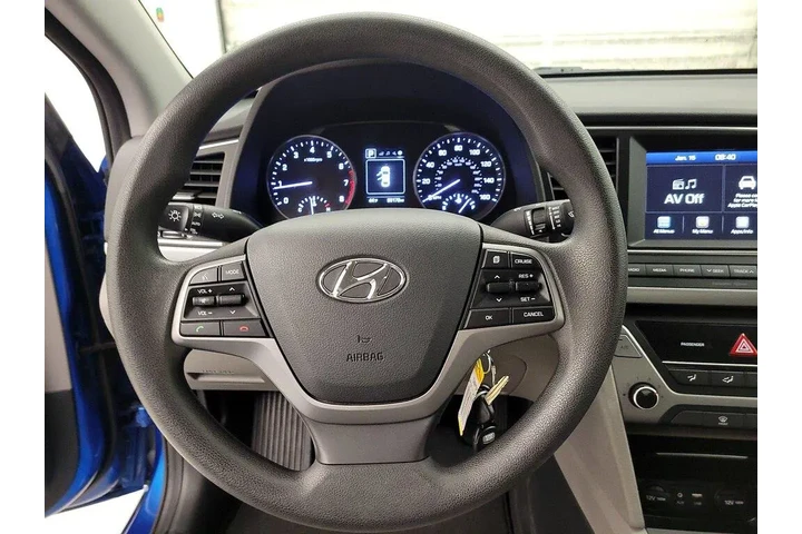 $12599 : Hyundai ELANTRA 2018 SEL 4dr image 10