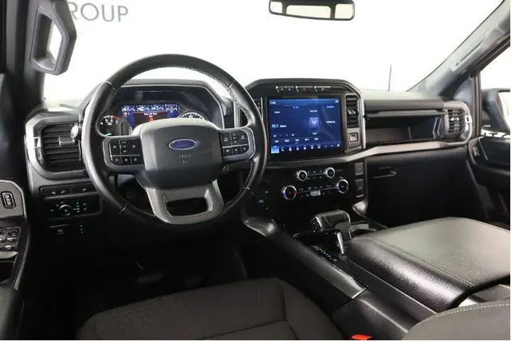 $38664 : Ford F-150 2023 4x4 XL 4dr S image 2