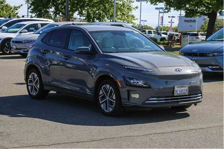 $19992 : Hyundai KONA Electric 2023 S image 6