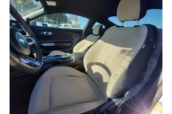 $22887 : Ford Mustang 2022 EcoBoost 2 image 10