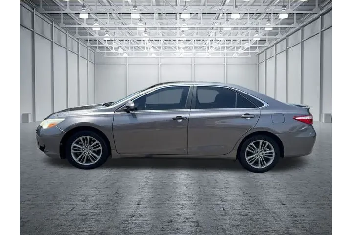 $9995 : Toyota Camry 2015 SE 4dr Sed image 4