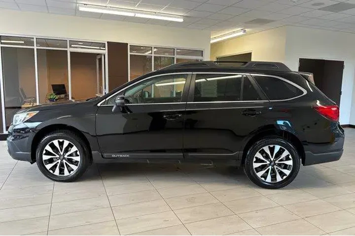 $18396 : Subaru Outback 2017 AWD 2.5i image 7